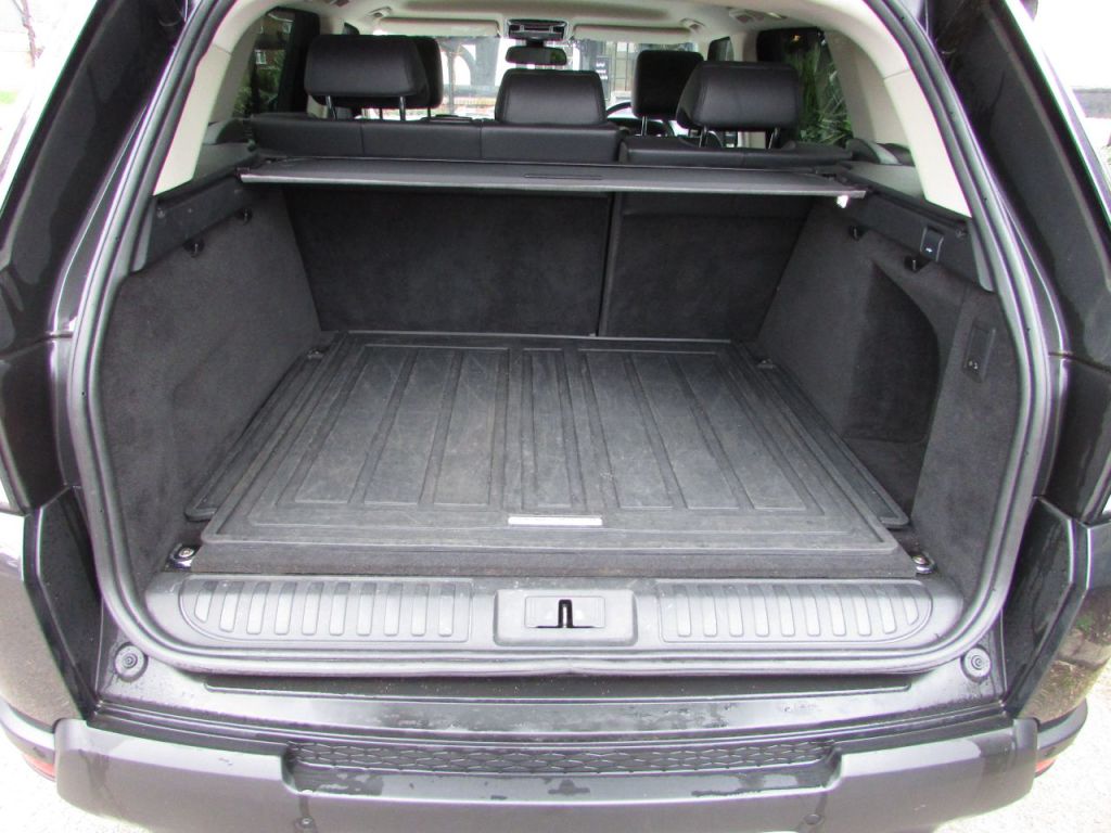 Used Land Rover Range Rover Sport 2016 for sale - 77821540: Photo 13