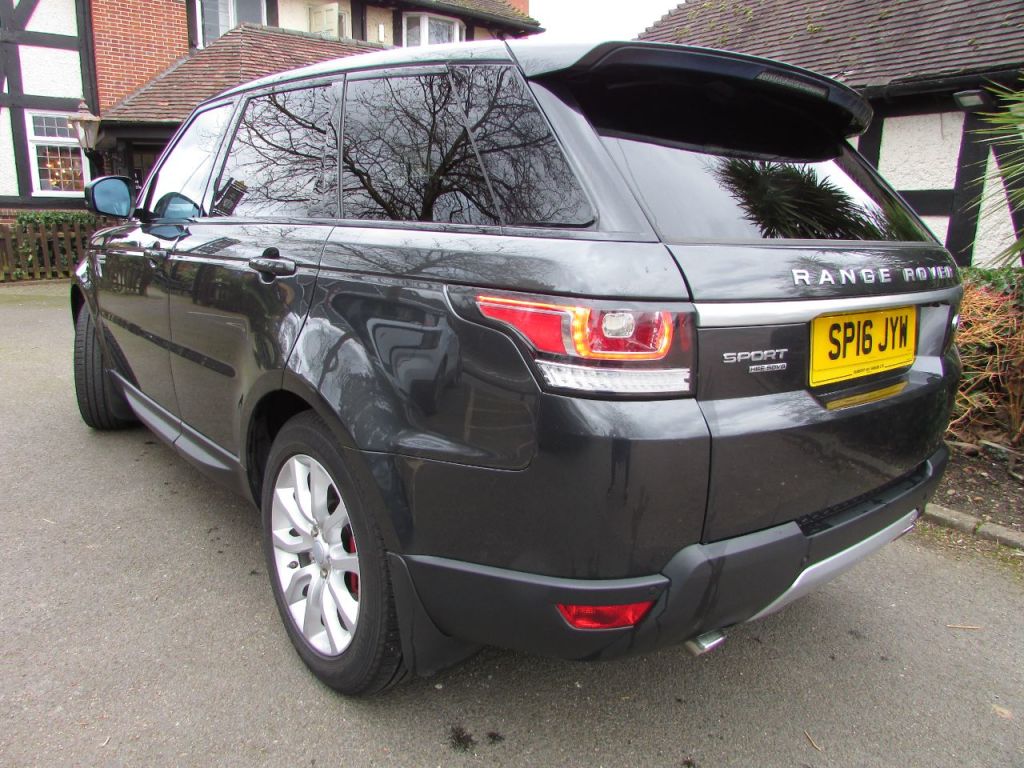 Used Land Rover Range Rover Sport 2016 for sale - 77821540: Photo 4