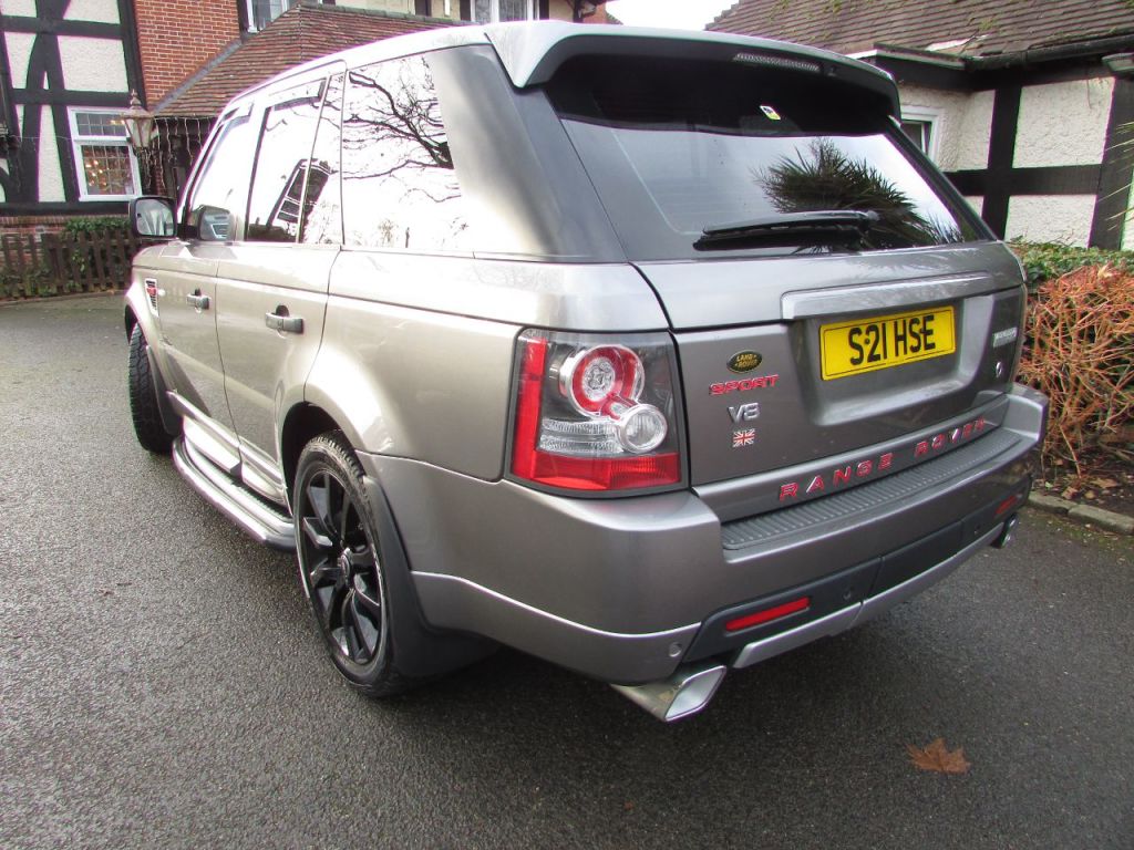 Used Land Rover Range Rover Sport 2010 for sale - 77128744: Photo 4