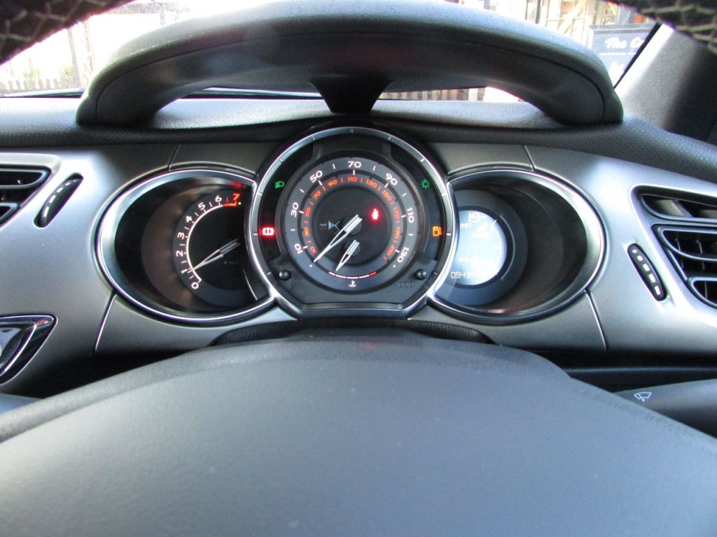 Used DS Automobiles DS 3 2017 for sale - 76363168: Photo 13