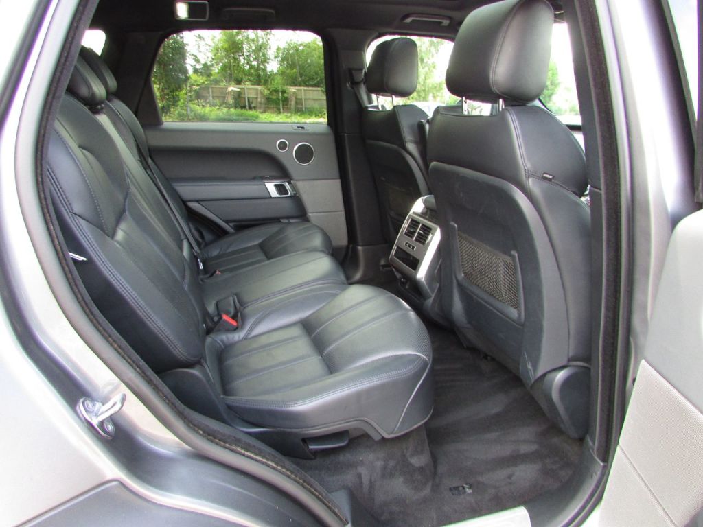 Used Land Rover Range Rover Sport 2014 for sale - 76235228: Photo 10