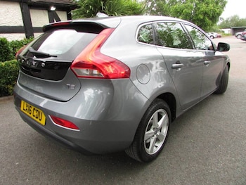 Used Volvo V40 2016 for sale - 79045939: Photo
