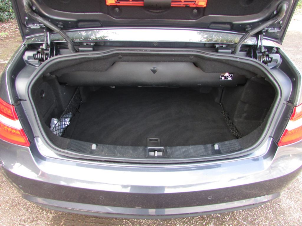 Used Mercedes-Benz E Class 2011 for sale - 77654168: Photo 14