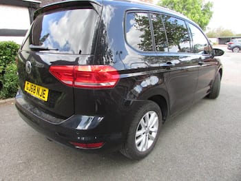 Used Volkswagen Touran 2018 for sale - 79789538: Photo