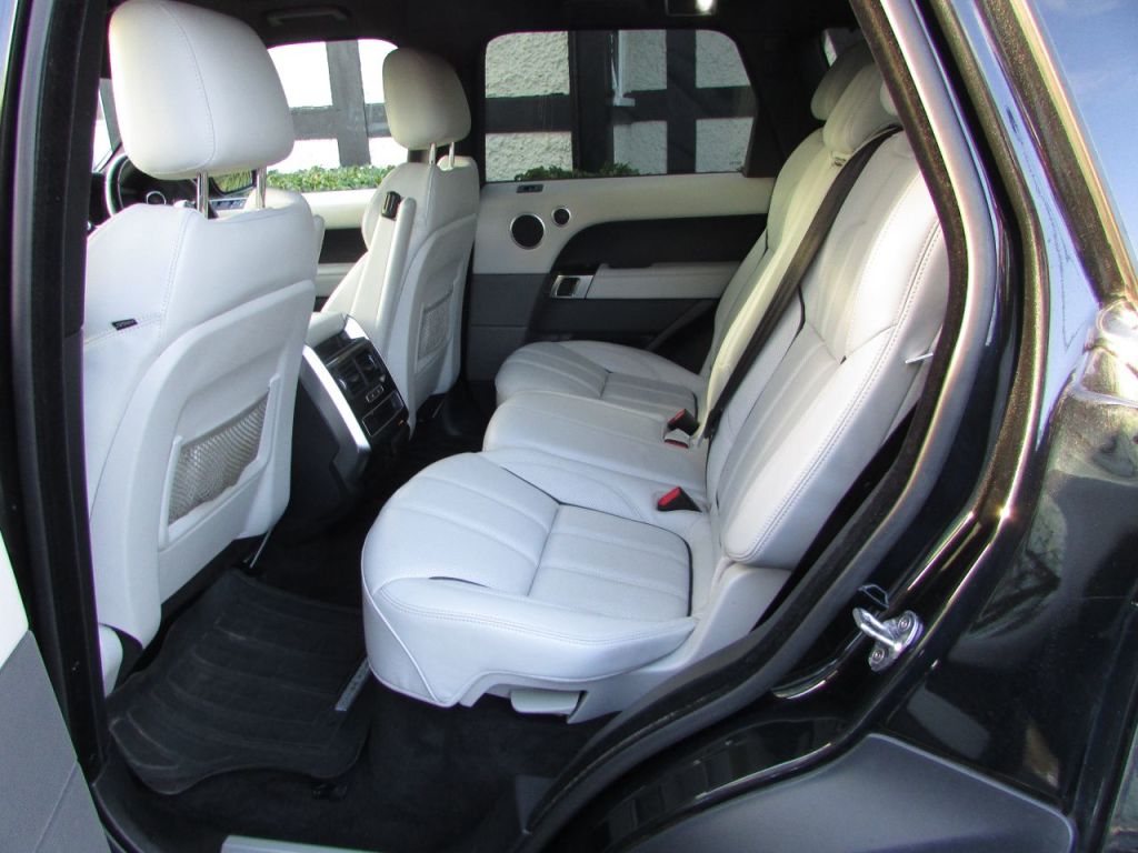 Used Land Rover Range Rover Sport 2016 for sale - 77226284: Photo 11