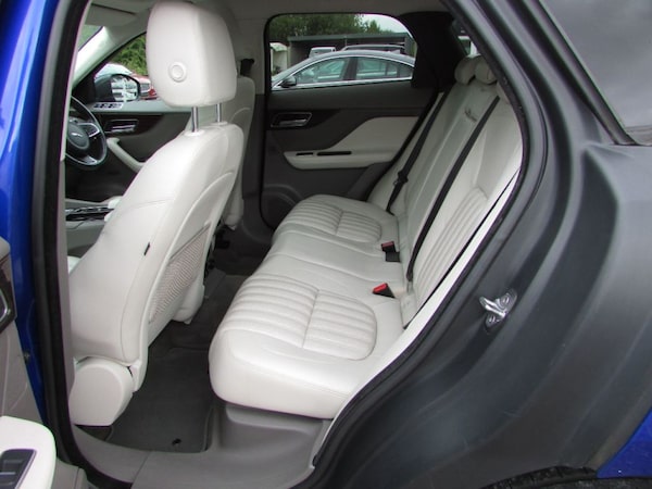 Used Jaguar F-Pace 2018 for sale - 75427202: Photo 9