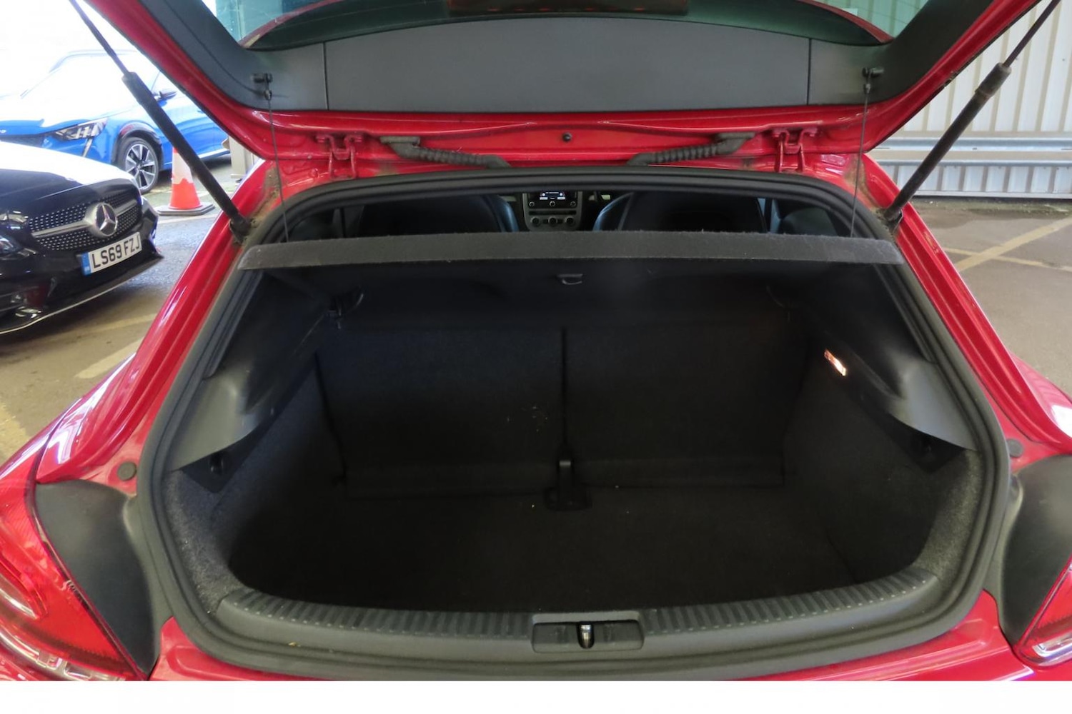 Used Volkswagen Scirocco 2013 for sale - 77977007: Photo 15