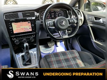 Used Volkswagen Golf 2018 for sale - 79855159: Photo