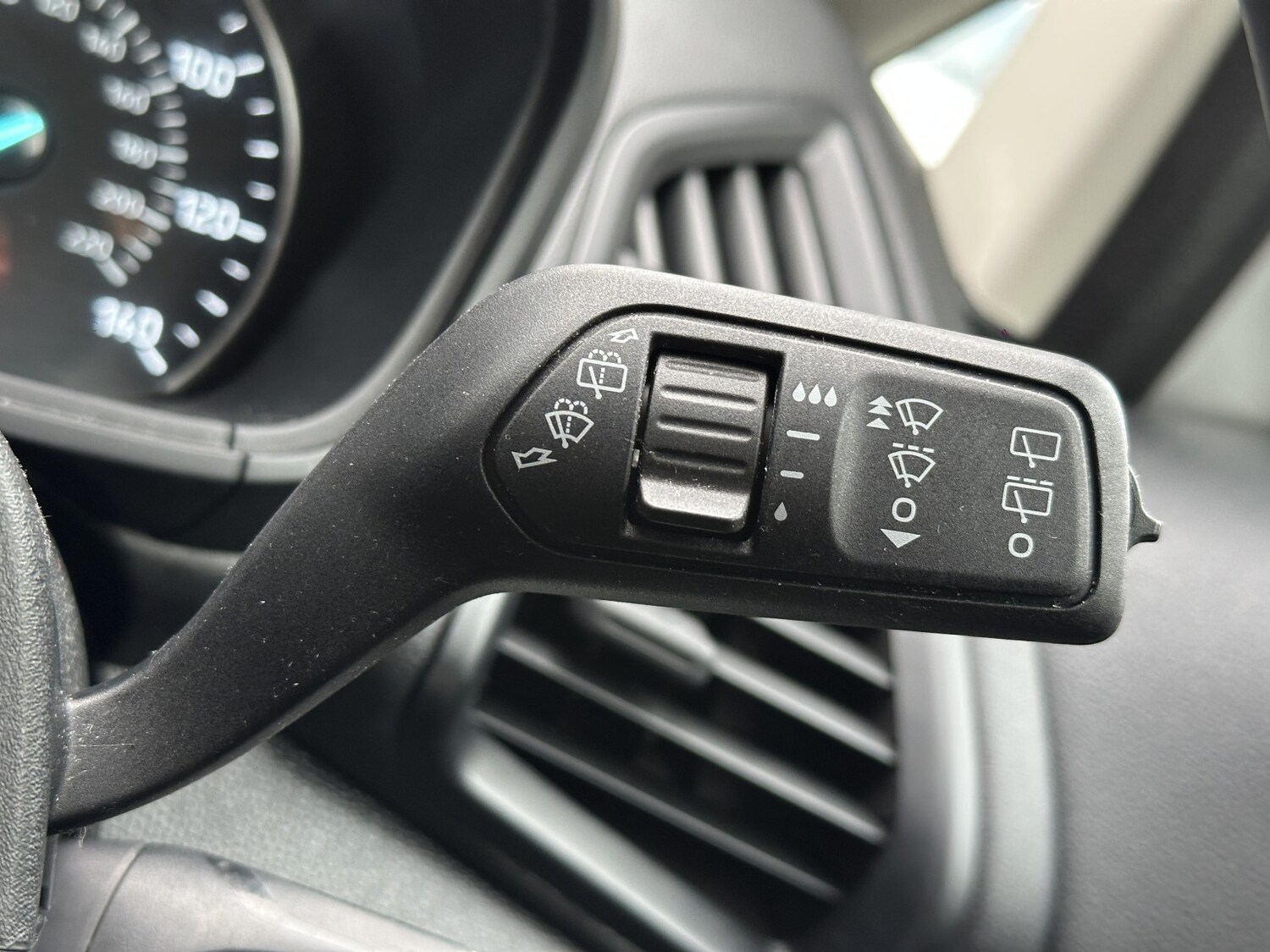 Used Ford Ecosport 2019 for sale - 75925187: Photo 25