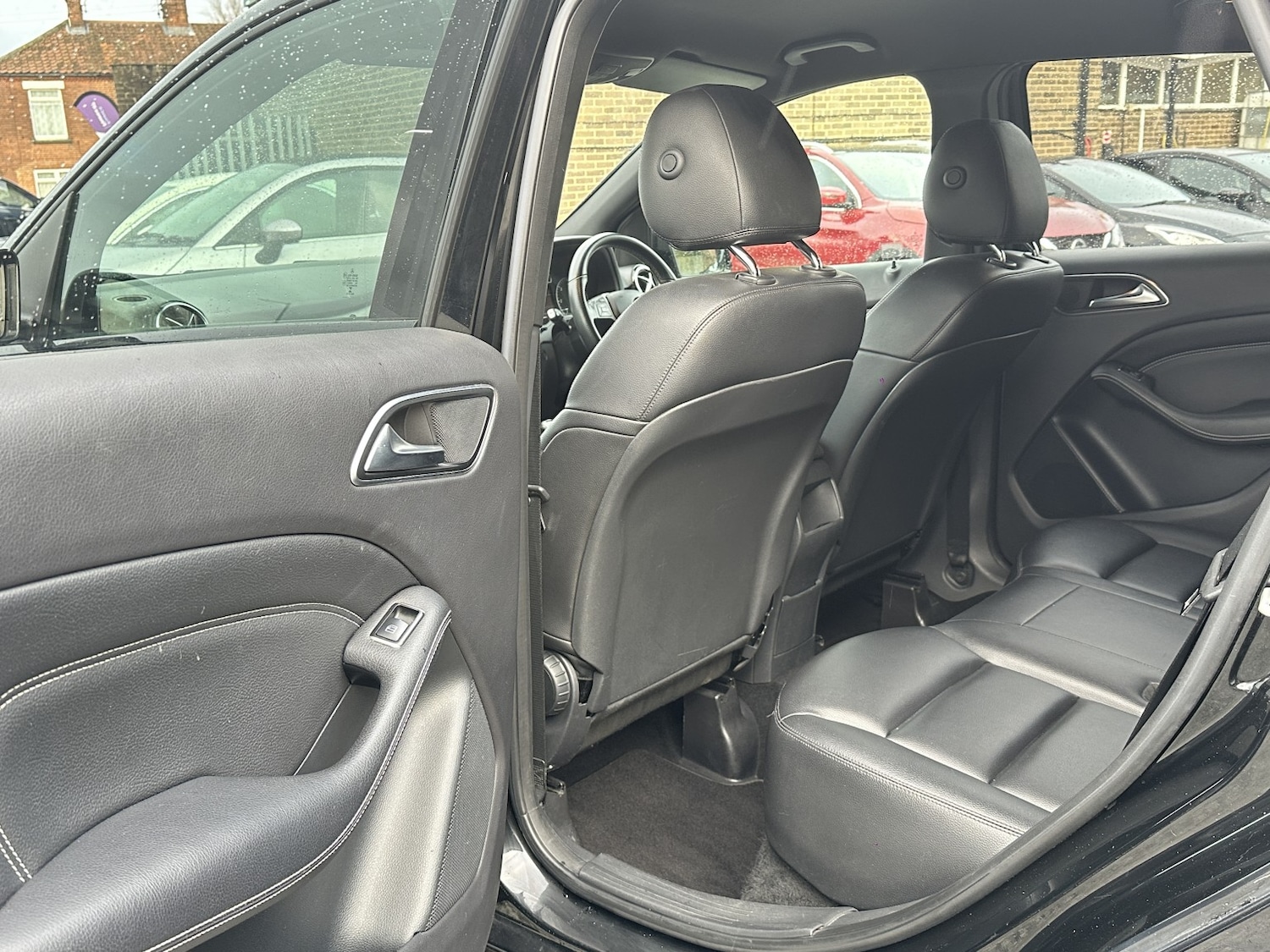 Used Mercedes-Benz B Class 2014 for sale - 77622564: Photo 34