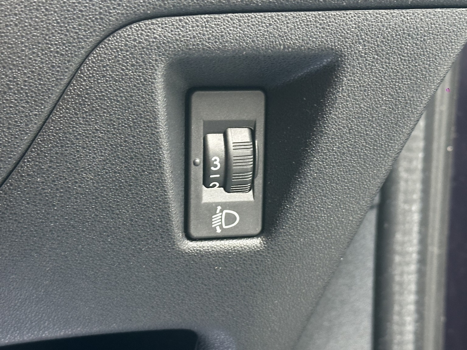 Used Citroen C3 Picasso 2014 for sale - 76299074: Photo 24