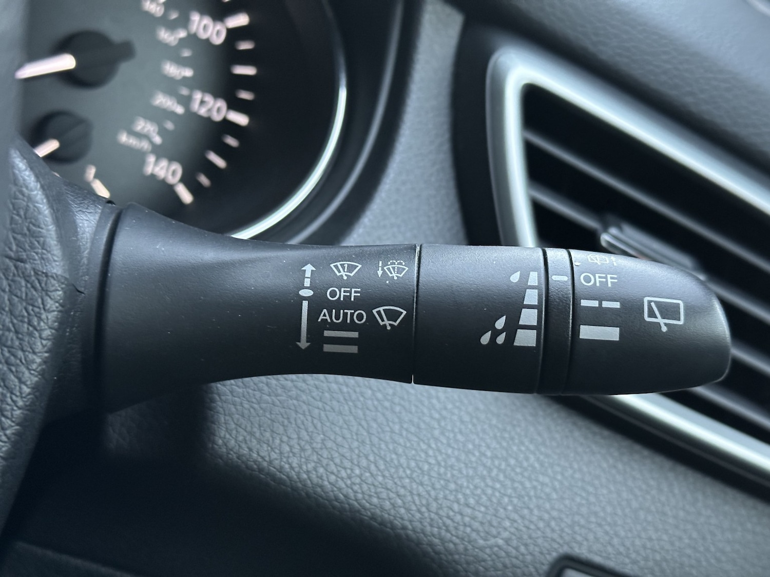 Used Nissan X-Trail 2017 for sale - 76237171: Photo 30