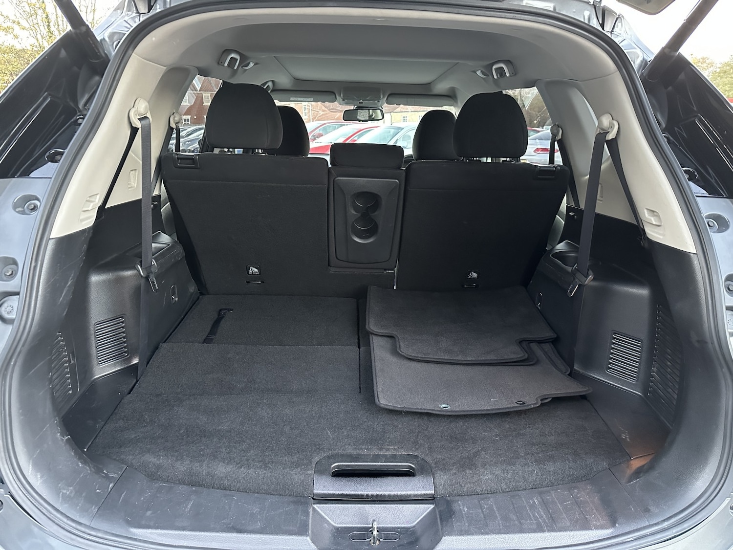 Used Nissan X-Trail 2017 for sale - 76237171: Photo 32