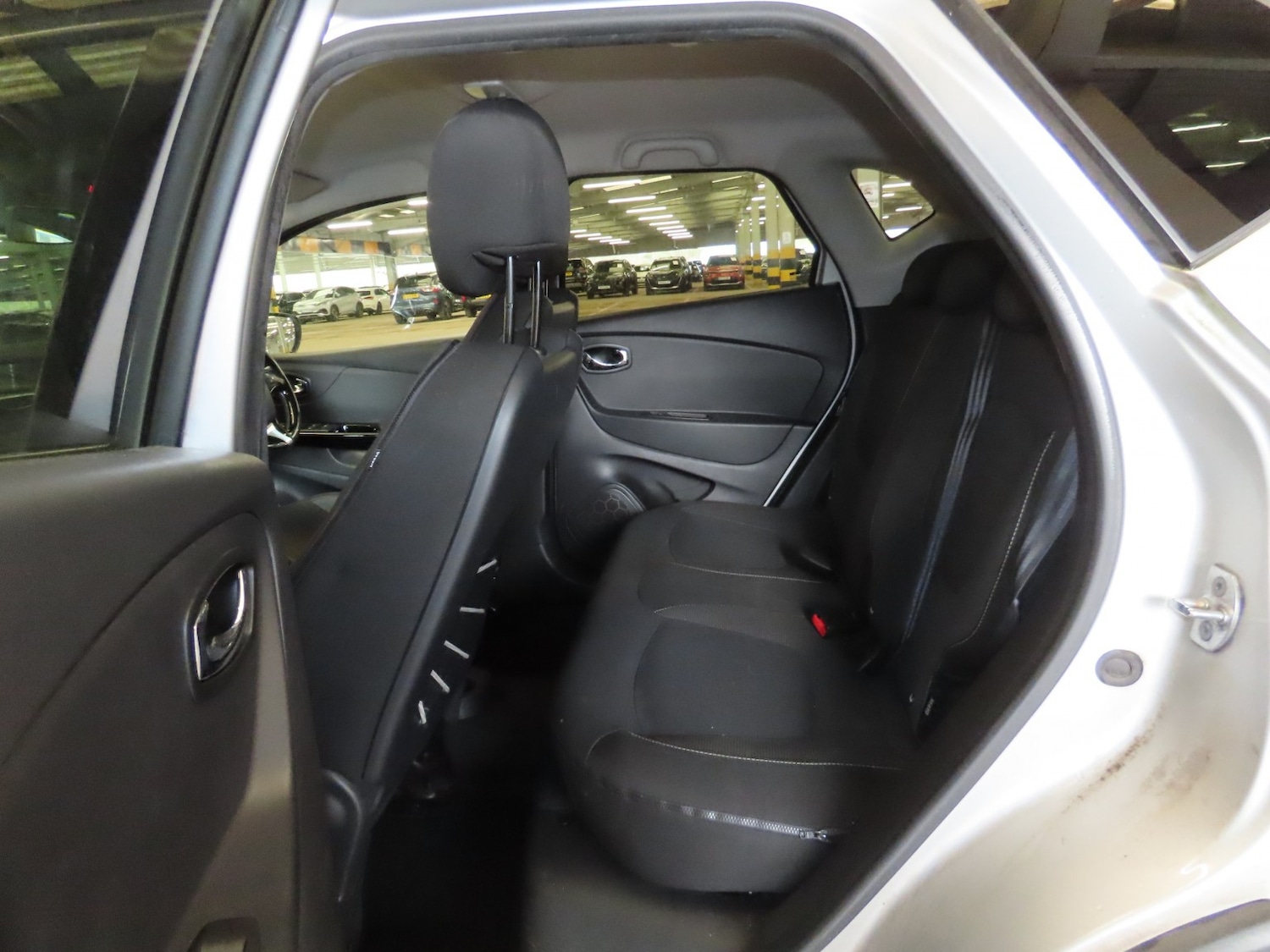 Used Renault Captur 2015 for sale - 78045692: Photo 9