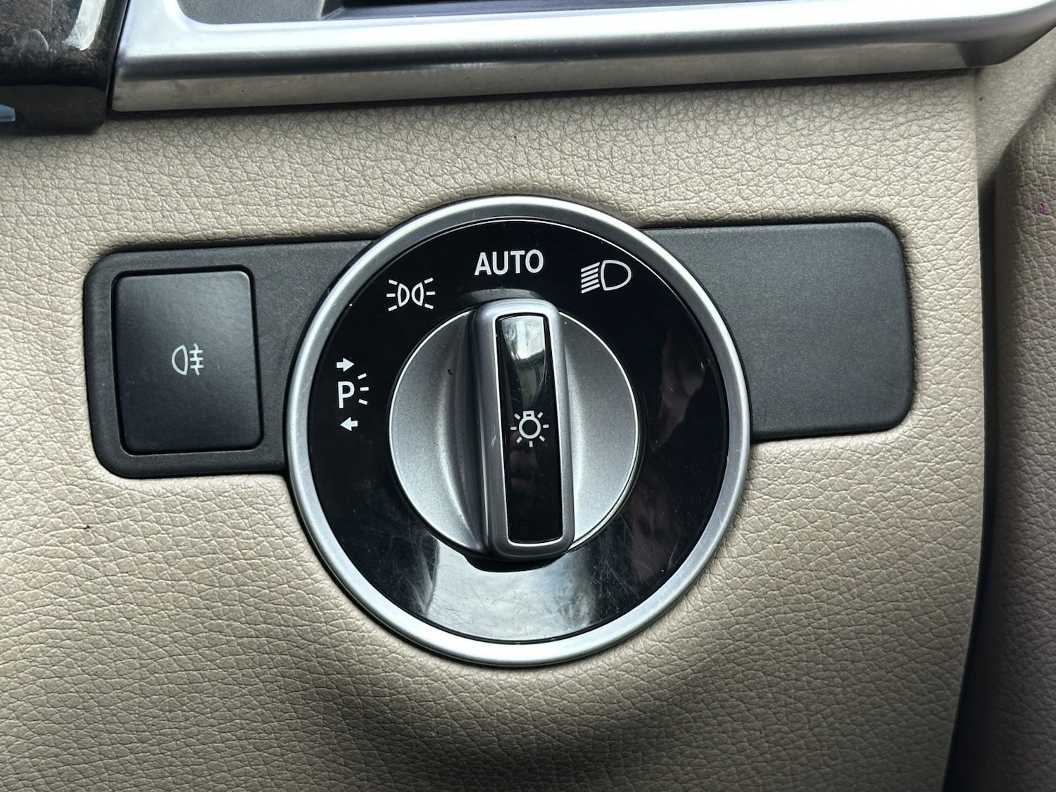 Used Mercedes-Benz M Class 2012 for sale - 76945621: Photo 35