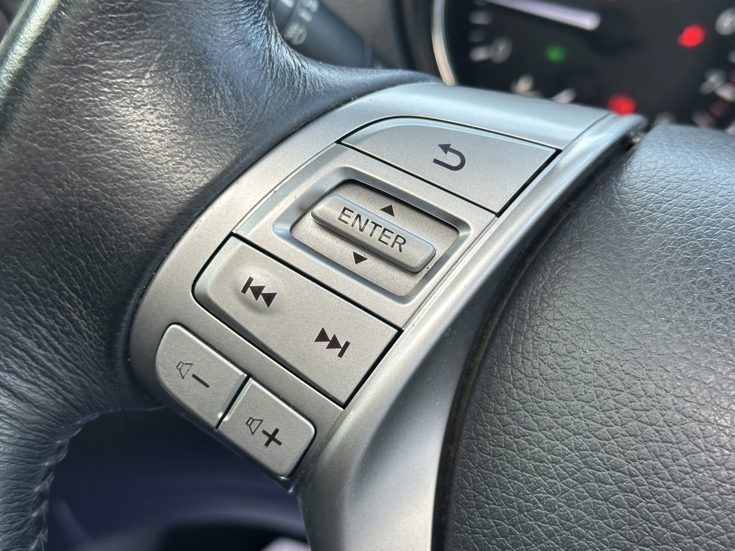 Used Nissan X-Trail 2016 for sale - 77166140: Photo 39