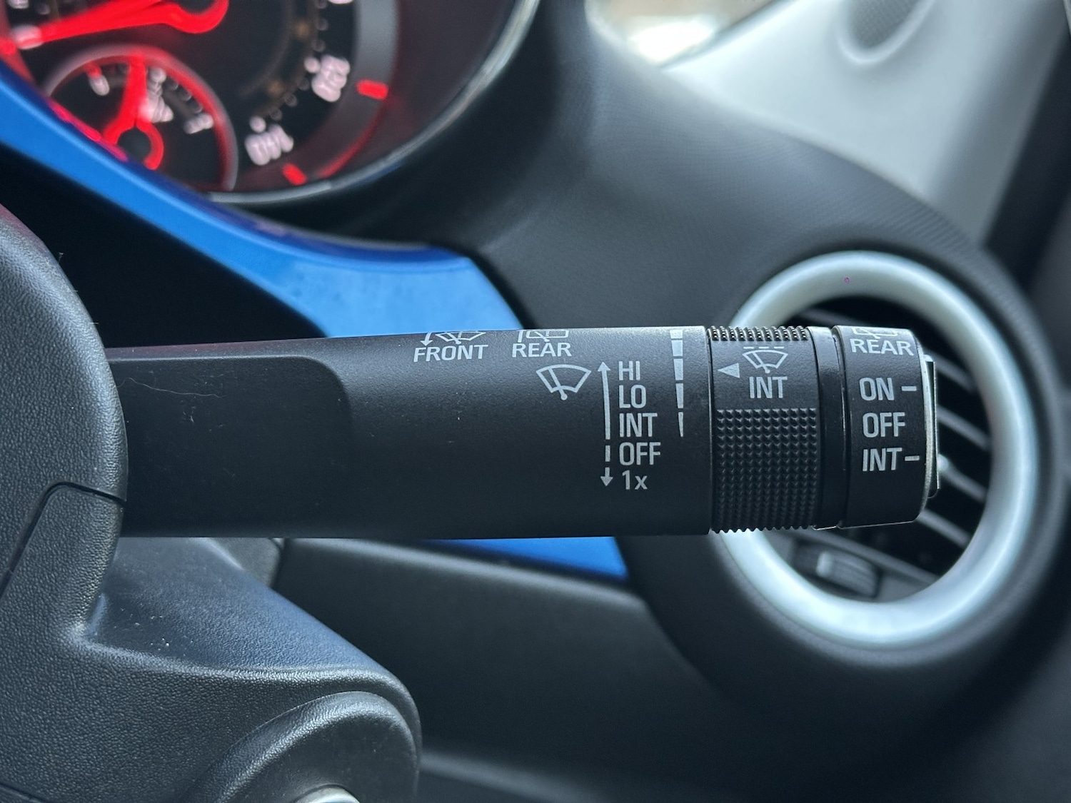 Used Vauxhall ADAM 2015 for sale - 75079529: Photo 31