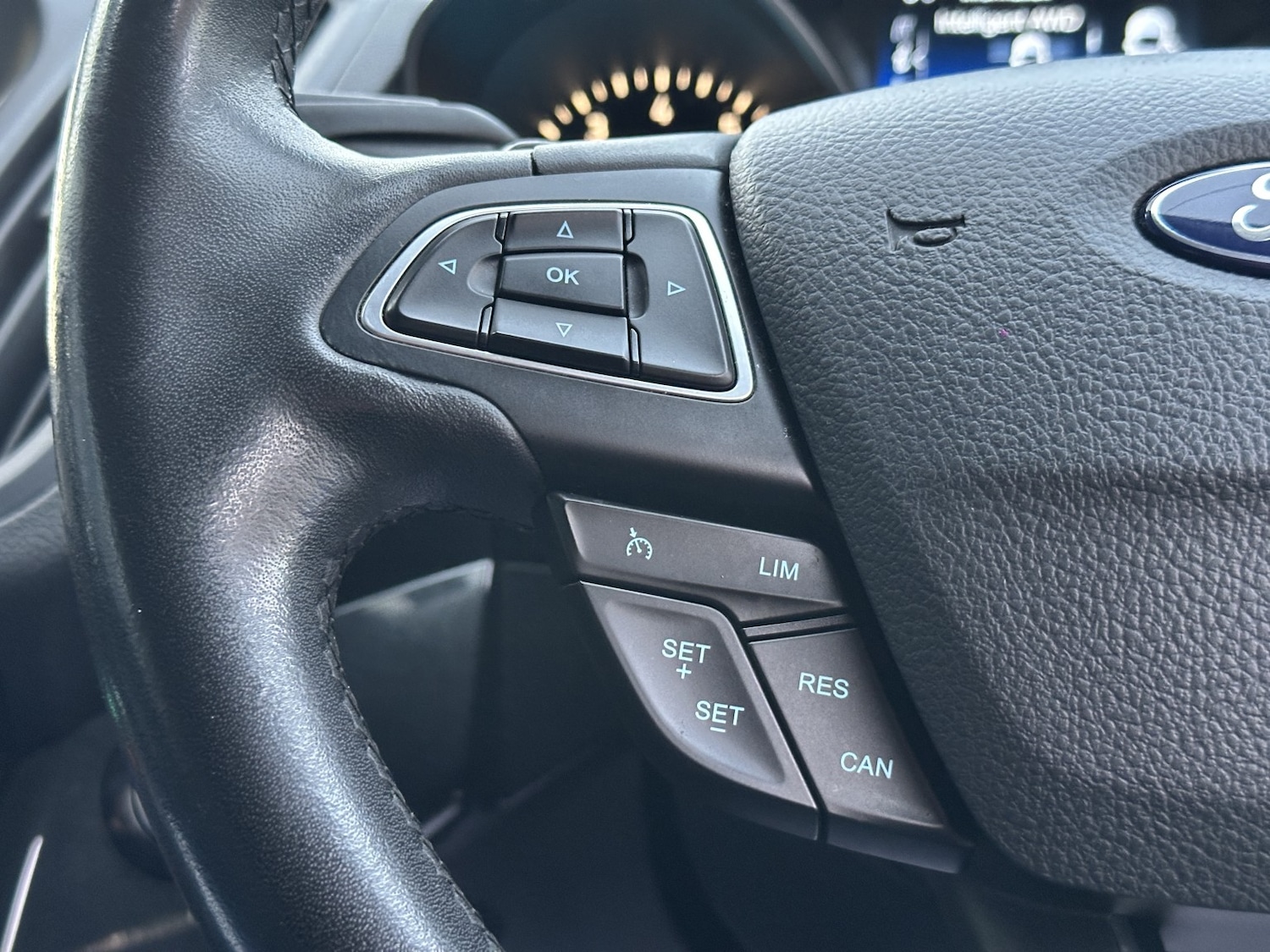 Used Ford Kuga 2017 for sale - 76945590: Photo 24