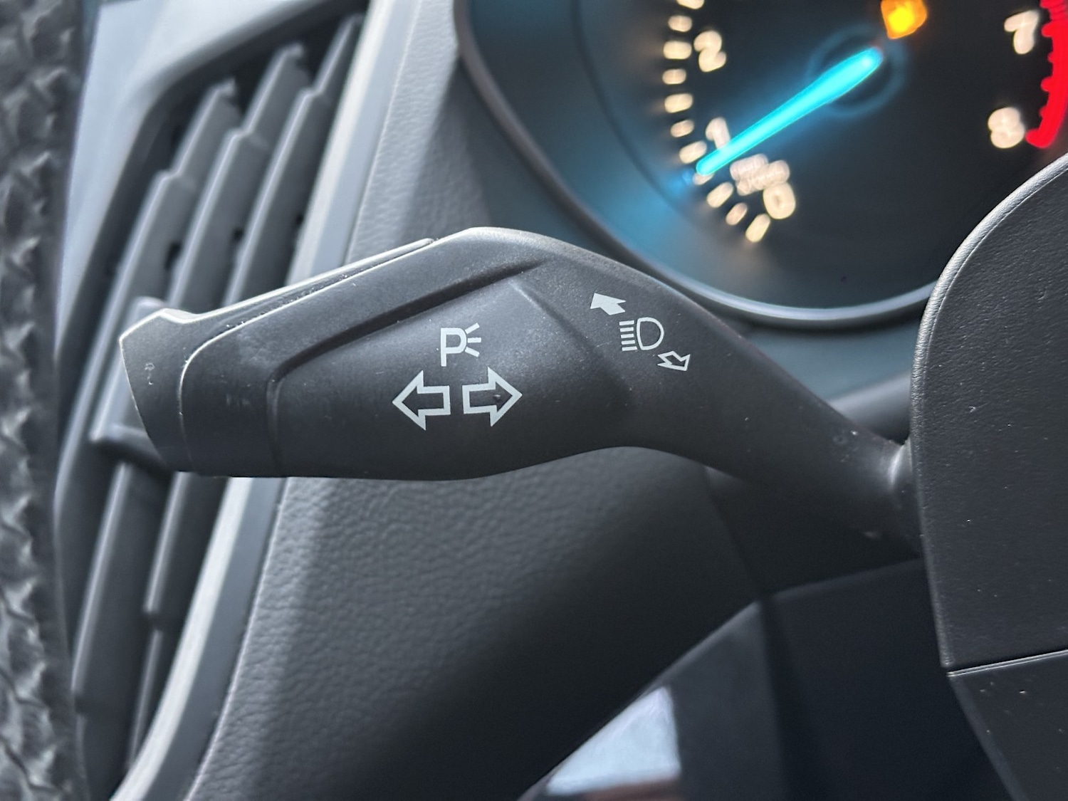 Used Ford Kuga 2017 for sale - 76945590: Photo 33