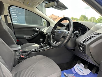 Used Ford Focus 2015 for sale - 75309010: Photo