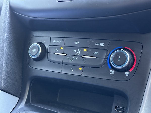 Used Ford Focus 2017 for sale - 75361706: Photo 21