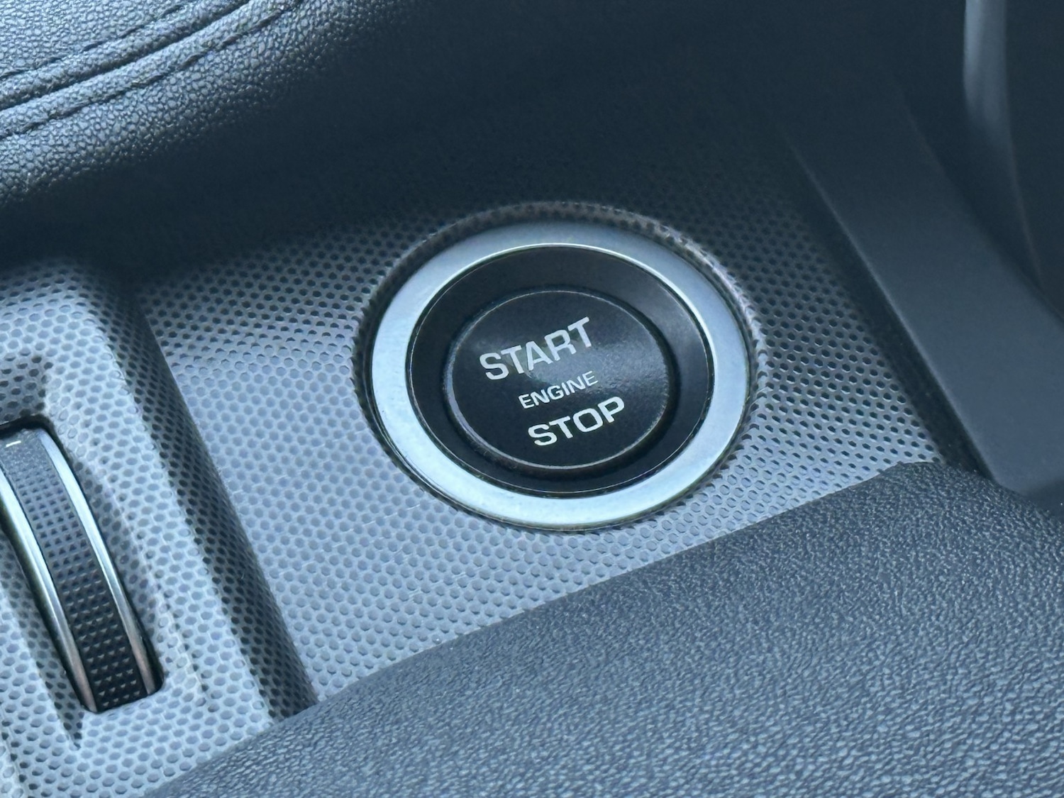 Used Land Rover Range Rover Evoque 2018 for sale - 76945531: Photo 40