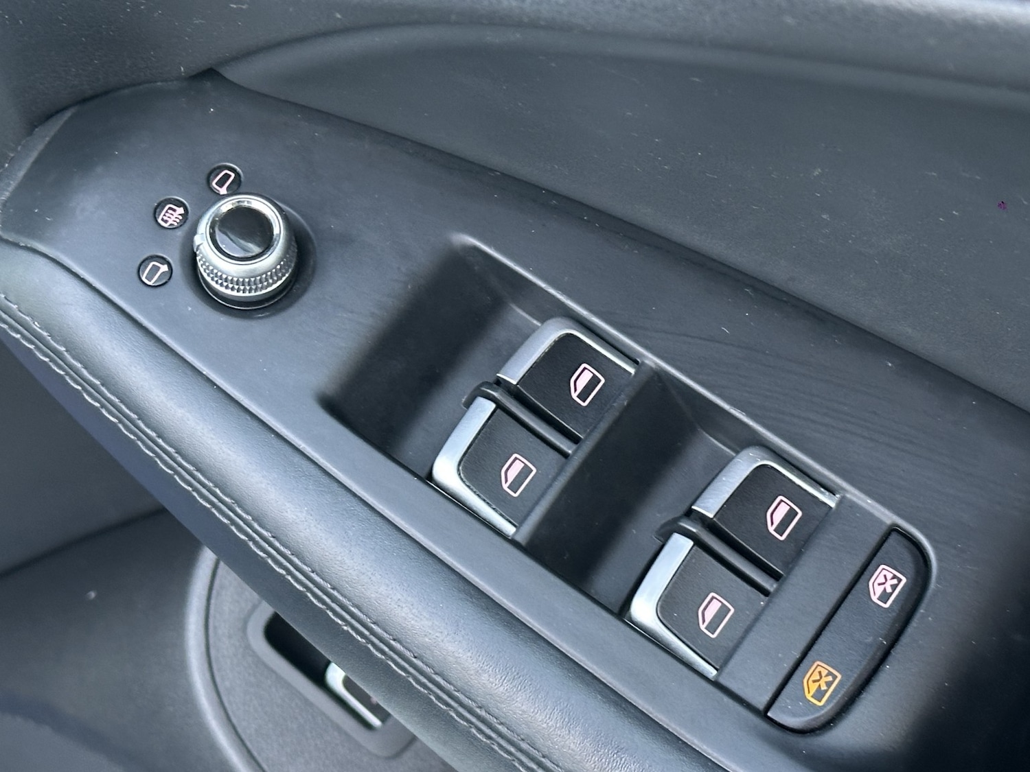 Used Audi Q5 2015 for sale - 77162227: Photo 37