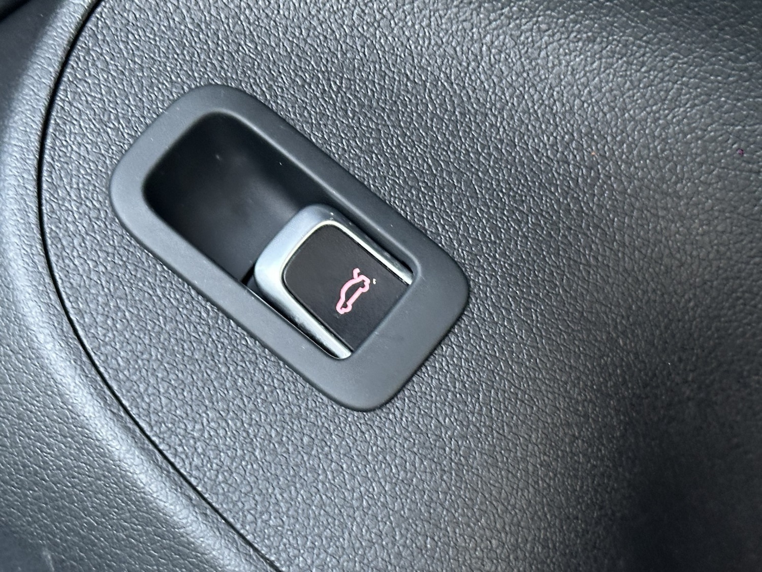 Used Audi Q5 2015 for sale - 77162227: Photo 42