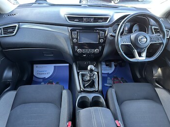 Used Nissan Qashqai 2017 for sale - 75975457: Photo