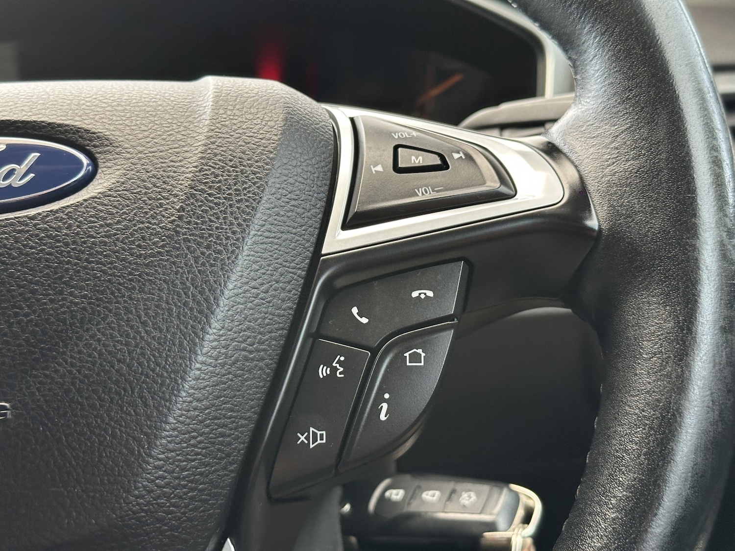 Used Ford Mondeo 2018 for sale - 77162155: Photo 16