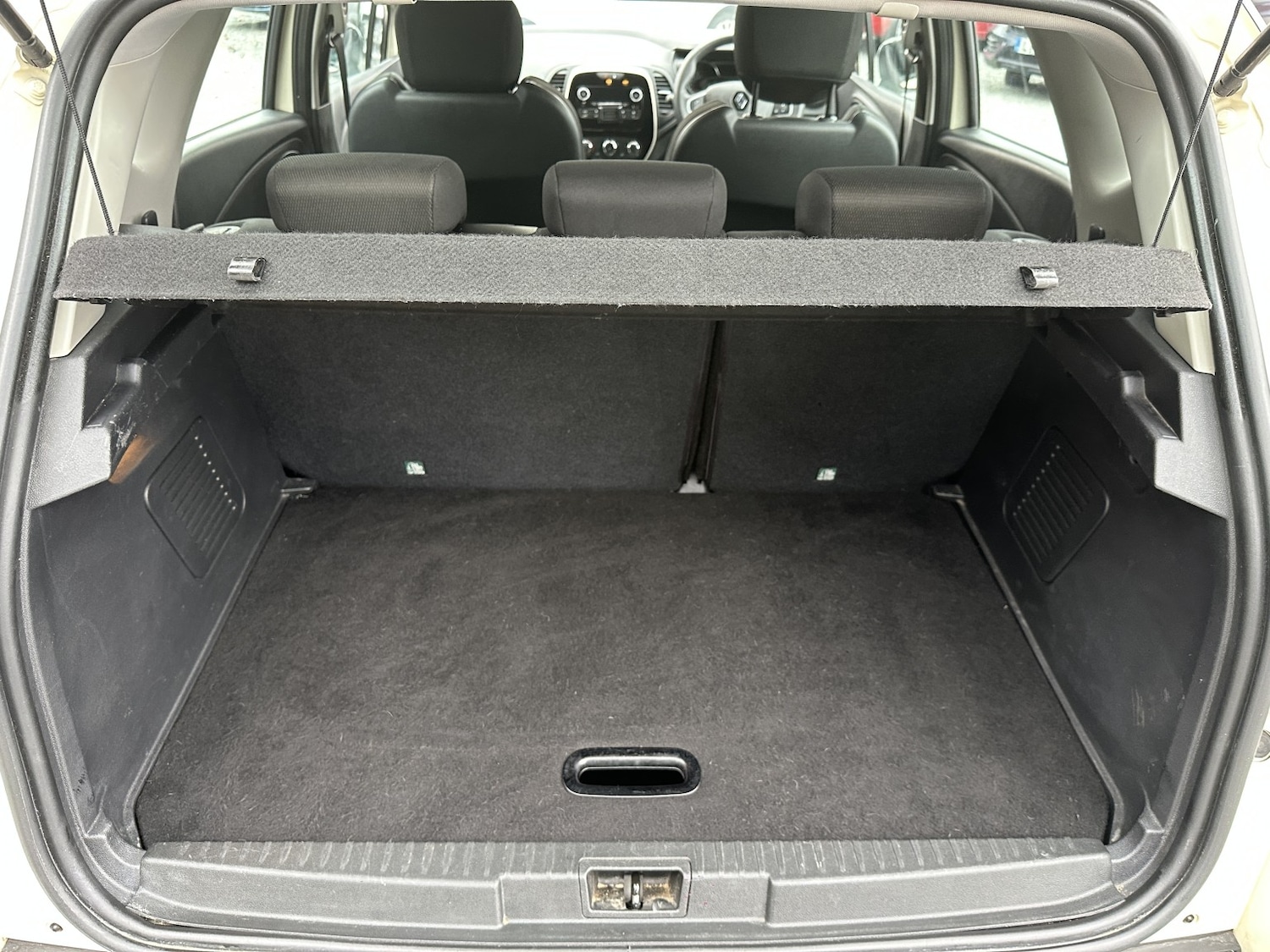 Used Renault Captur 2019 for sale - 76945563: Photo 25