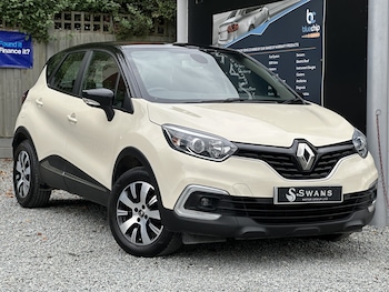 Used Renault Captur 2019 for sale - 76945563: Photo