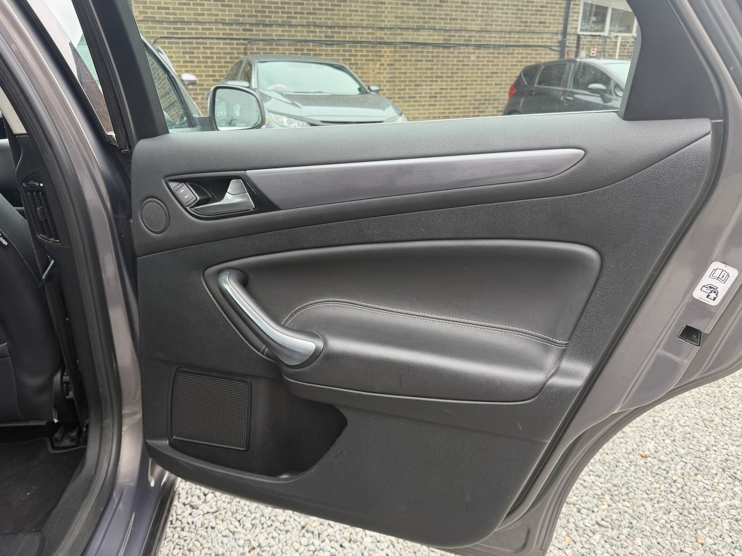 Used Ford Mondeo 2011 for sale - 77622401: Photo 21