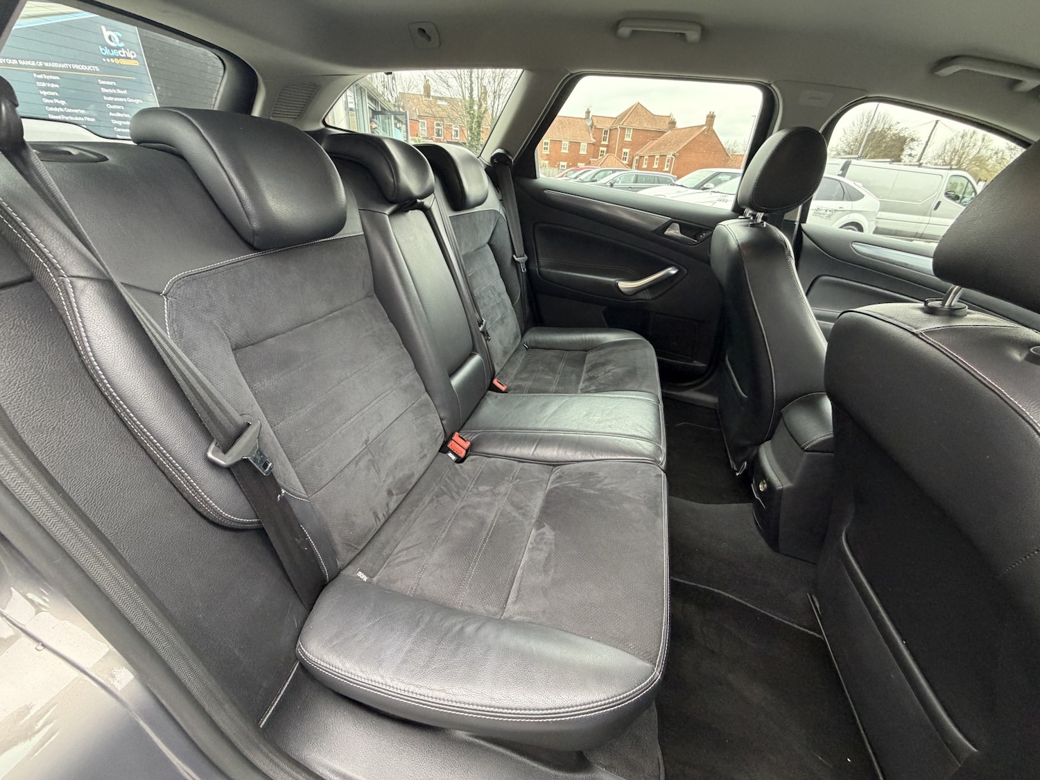 Used Ford Mondeo 2011 for sale - 77622401: Photo 22