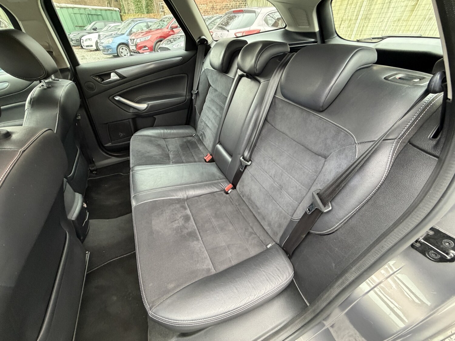 Used Ford Mondeo 2011 for sale - 77622401: Photo 25