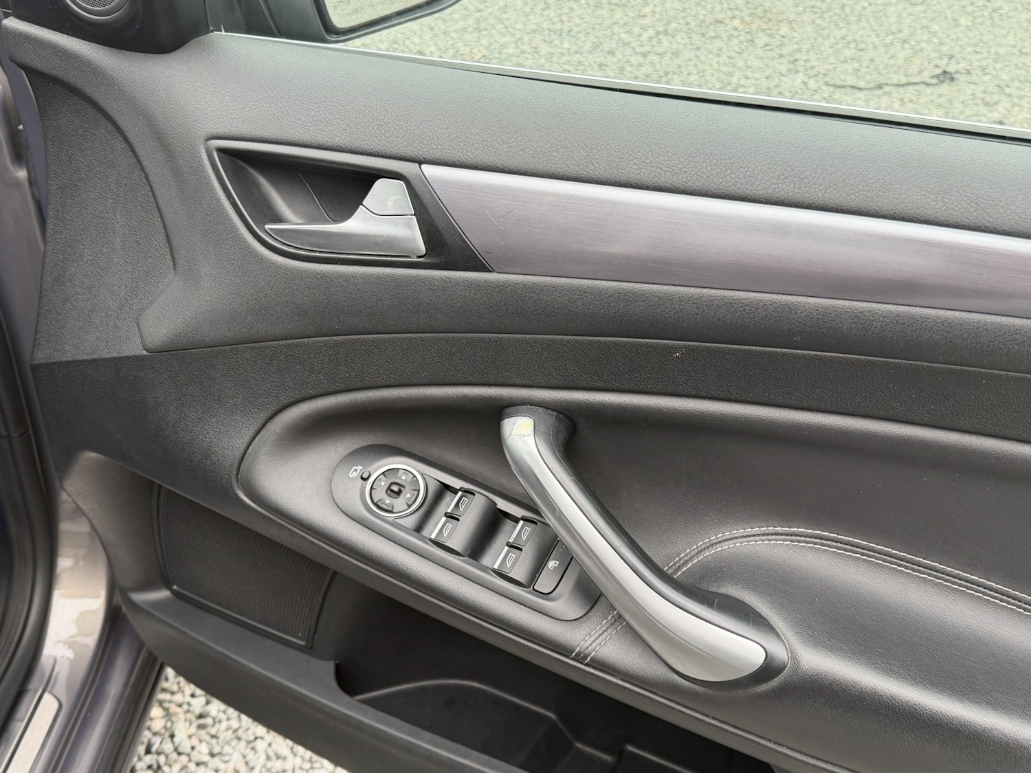 Used Ford Mondeo 2011 for sale - 77622401: Photo 32