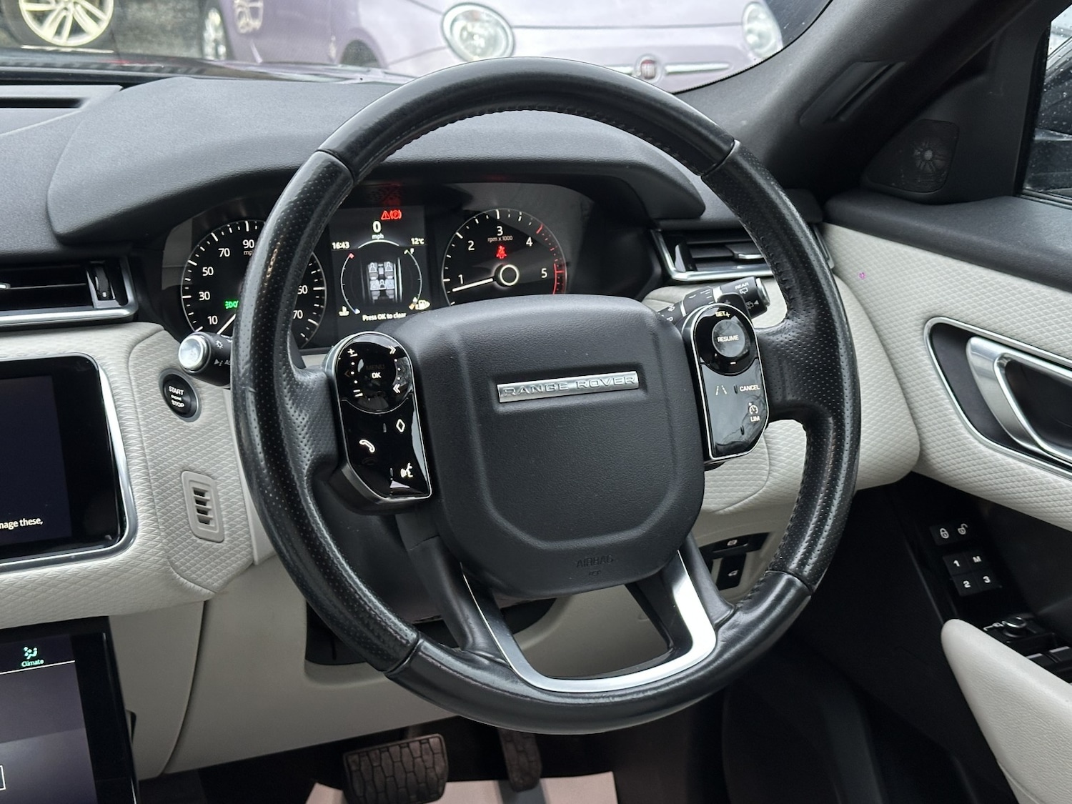 Used Land Rover Range Rover Velar 2018 for sale - 77350140: Photo 28