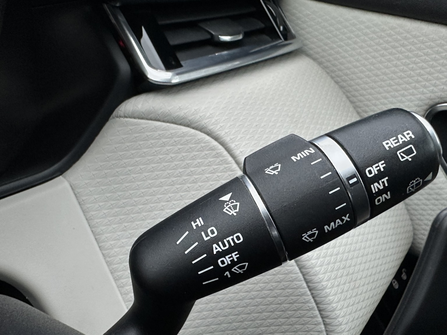 Used Land Rover Range Rover Velar 2018 for sale - 77350140: Photo 47