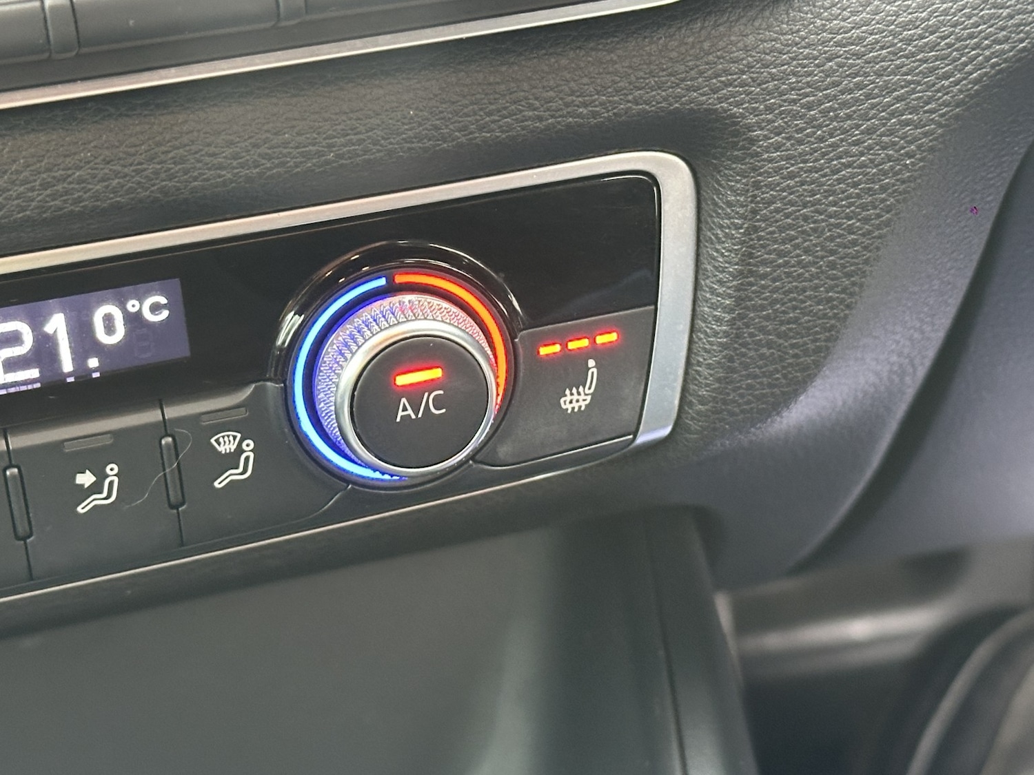 Used Audi A3 Cabriolet 2015 for sale - 77350095: Photo 59