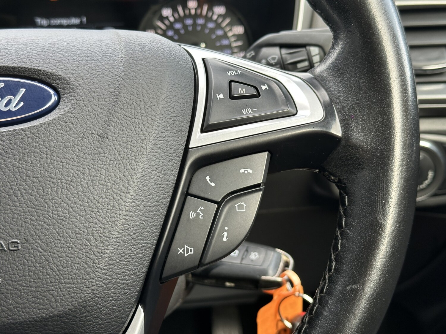 Used Ford Mondeo 2015 for sale - 77921262: Photo 24