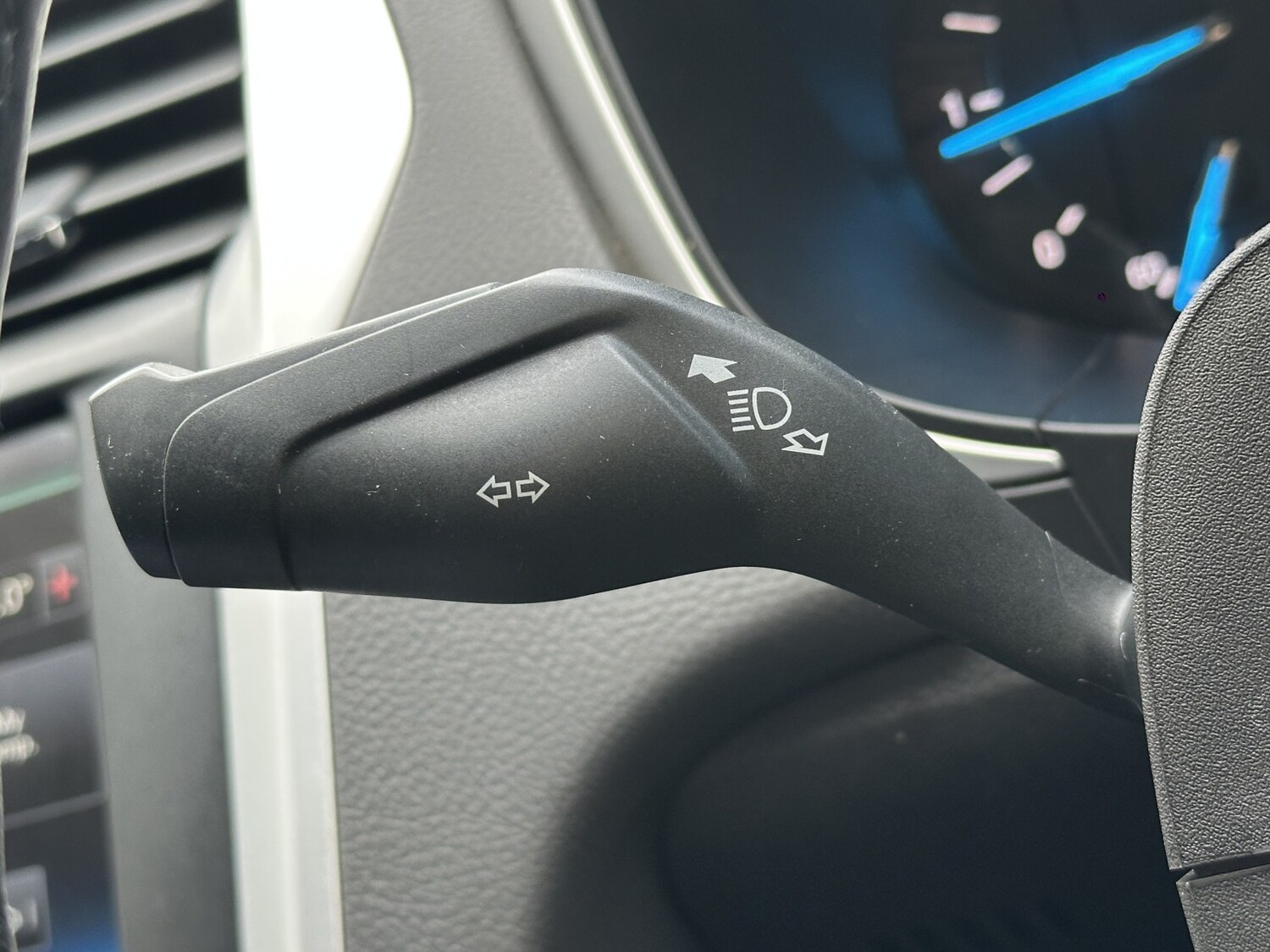 Used Ford Mondeo 2015 for sale - 77921262: Photo 32