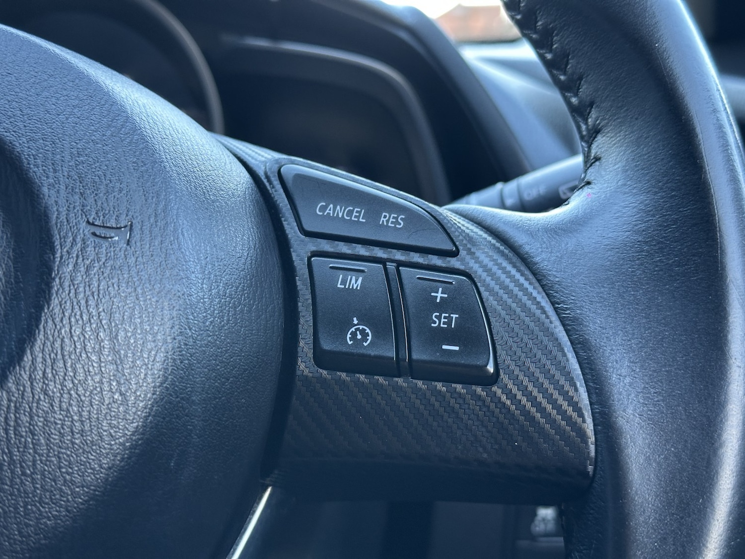 Used Mazda Mazda2 2016 for sale - 76945539: Photo 24