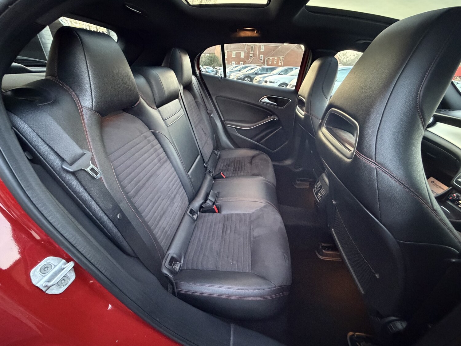 Used Mercedes-Benz GLA 2015 for sale - 77350123: Photo 37