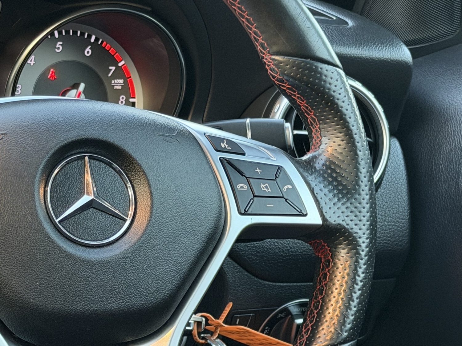 Used Mercedes-Benz GLA 2015 for sale - 77350123: Photo 45