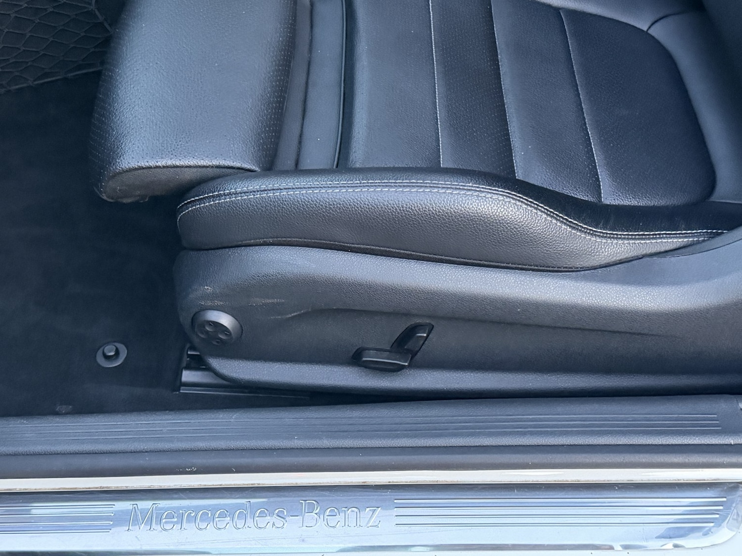 Used Mercedes-Benz C Class 2016 for sale - 77675649: Photo 32