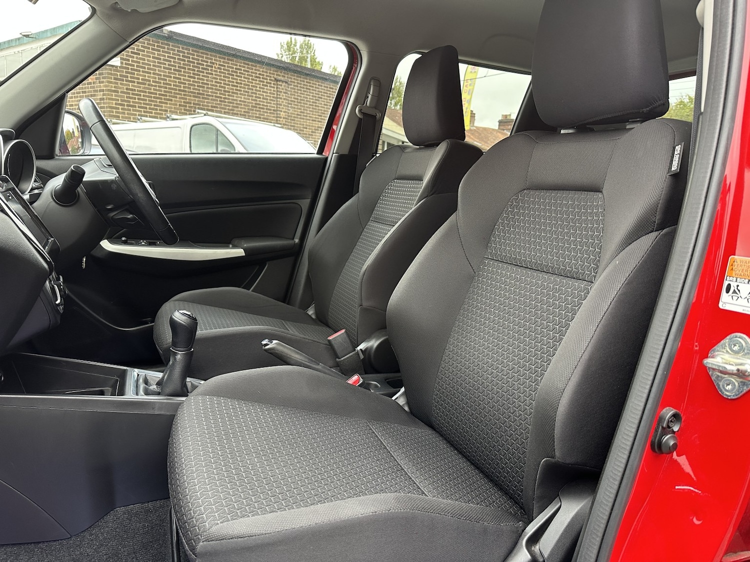 Used Suzuki Swift 2017 for sale - 76237158: Photo 15