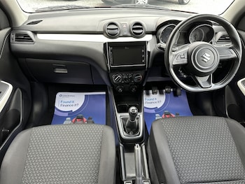 Used Suzuki Swift 2017 for sale - 76237158: Photo 4