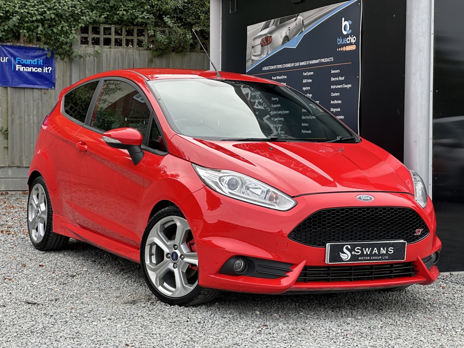 Used Ford Fiesta 2015 for sale - 75731133: Photo 2