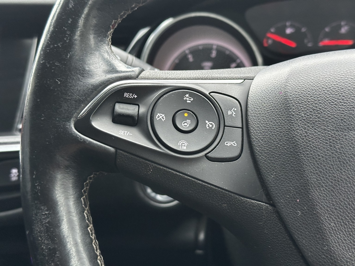 Used Vauxhall Insignia 2017 for sale - 77162159: Photo 23