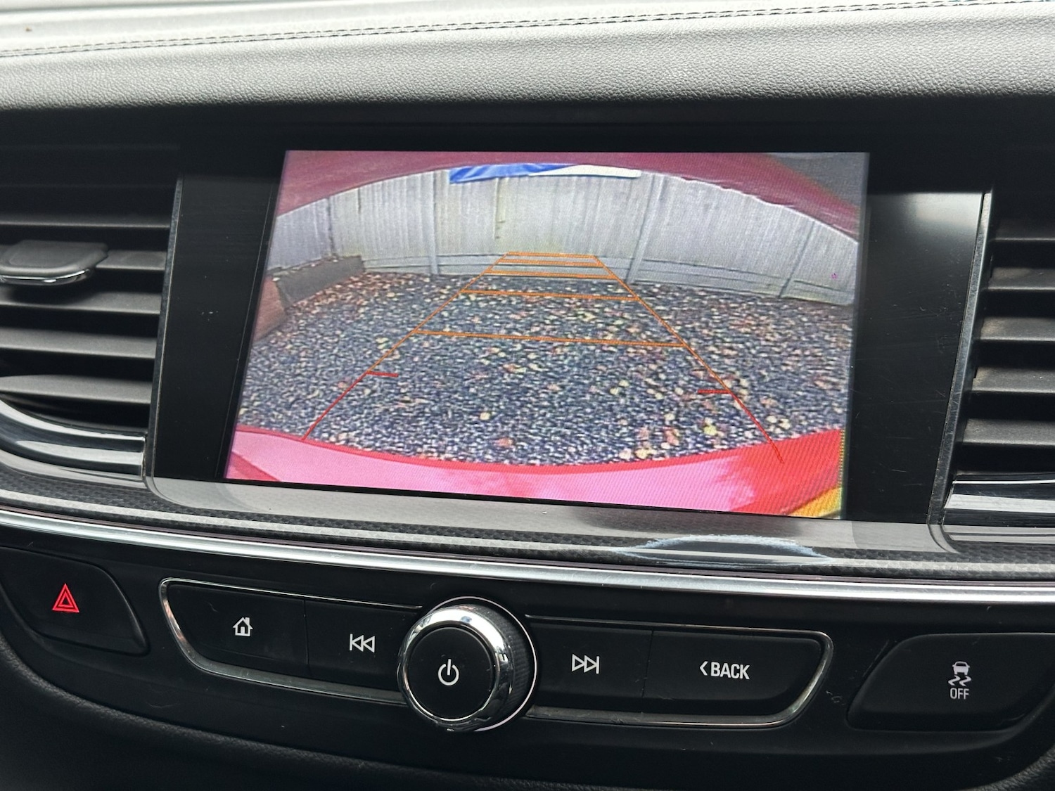 Used Vauxhall Insignia 2017 for sale - 77162159: Photo 25